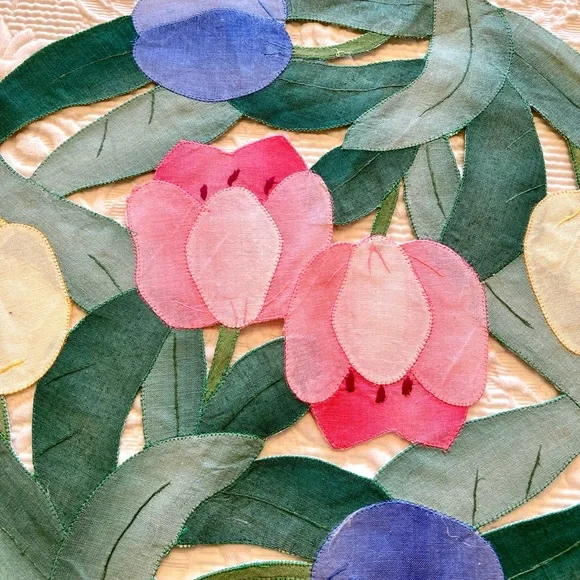 Beautiful Hand-Stitched Placemats - Picture 5 of 10